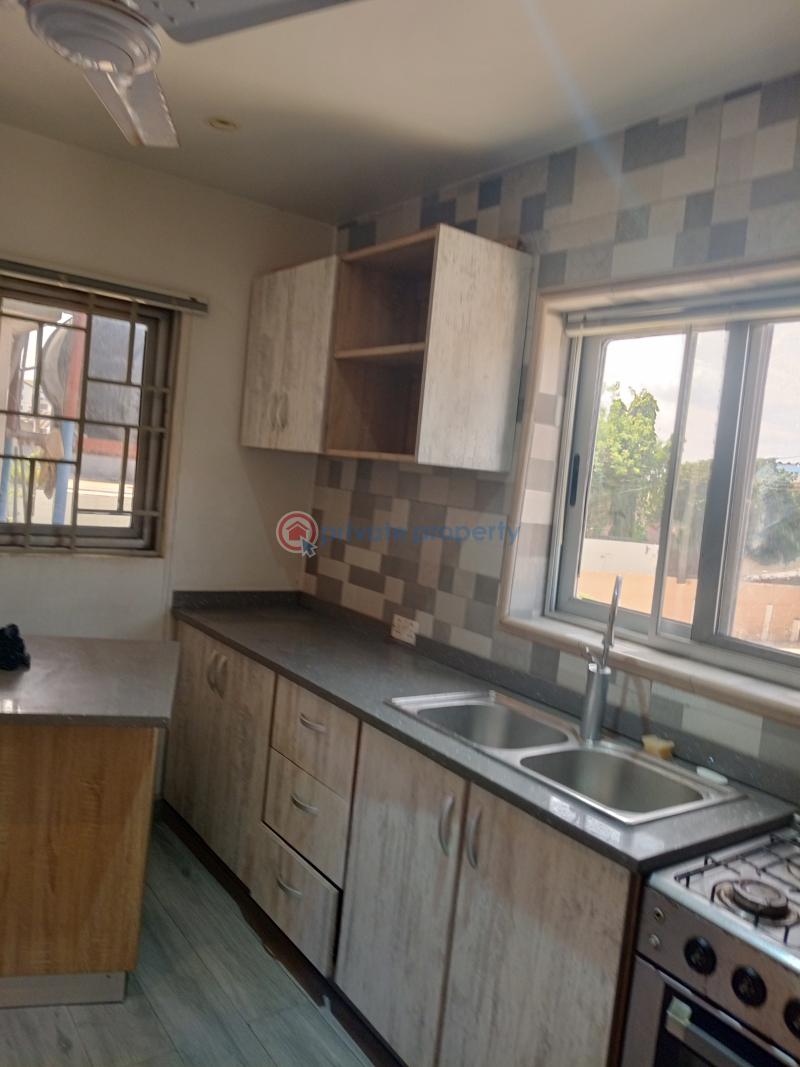 2 bedroom Apartment For Rent Osu Oxford Street Osu Road Accra - 4
