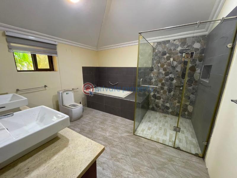 2 bedroom Commercial Property For Rent North Ridge Accra - 7