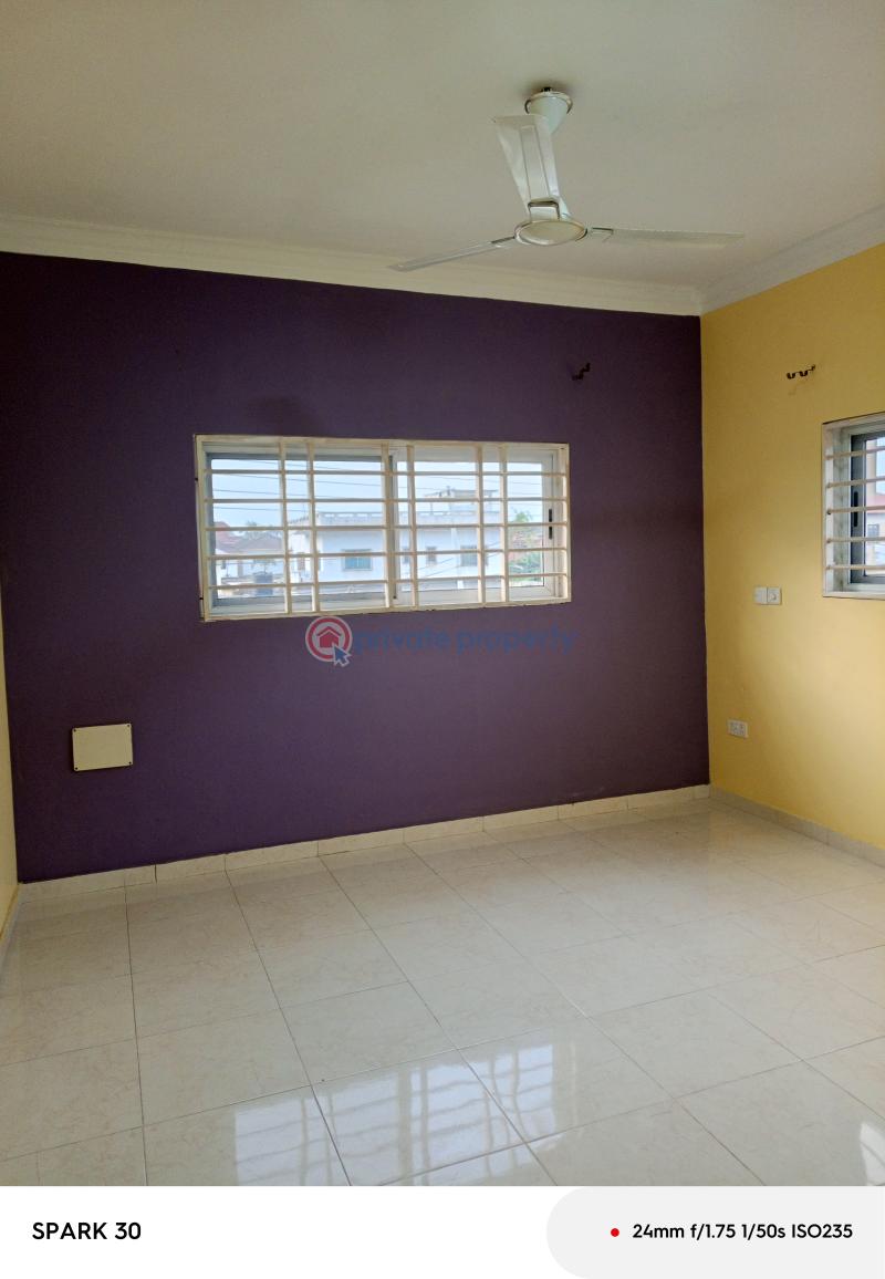 2 bedroom Apartment For Rent The Browns Realtor ,osu Papaya Down To Beijing Clinic Osu Accra - 3
