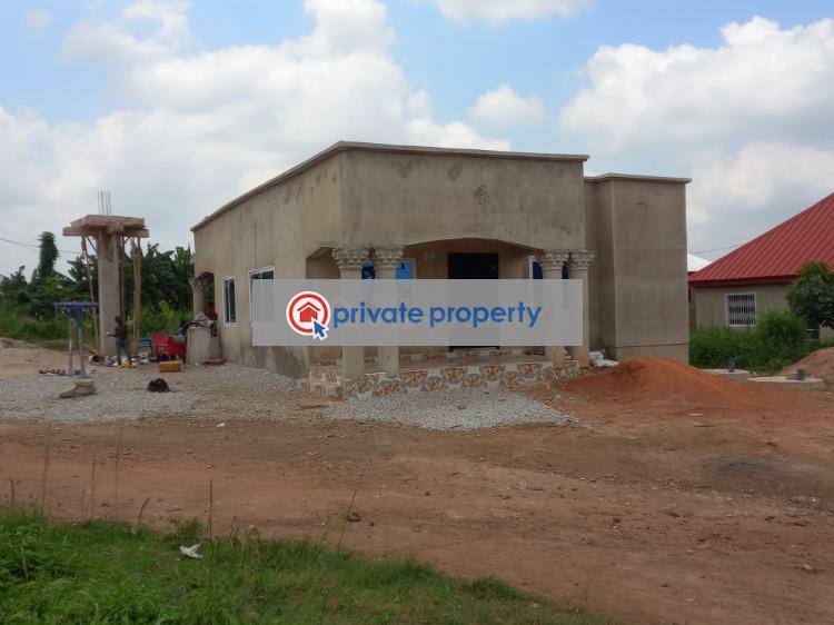 2 bedroom House For Sale &nbsp;kodie On Kumasi/offinso Road. Kumasi Metropolitan Ashanti - 2