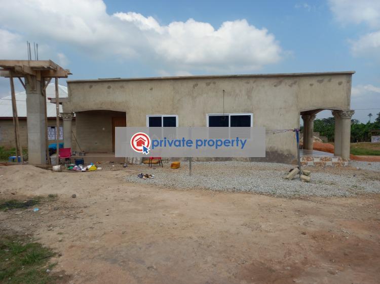 2 bedroom House For Sale &nbsp;kodie On Kumasi/offinso Road. Kumasi Metropolitan Ashanti - 7