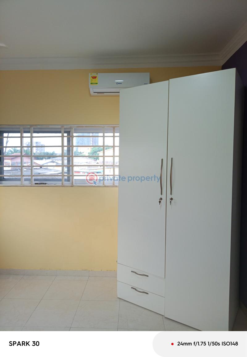 2 bedroom Apartment For Rent The Browns Realtor ,osu Papaya Down To Beijing Clinic Osu Accra - 11