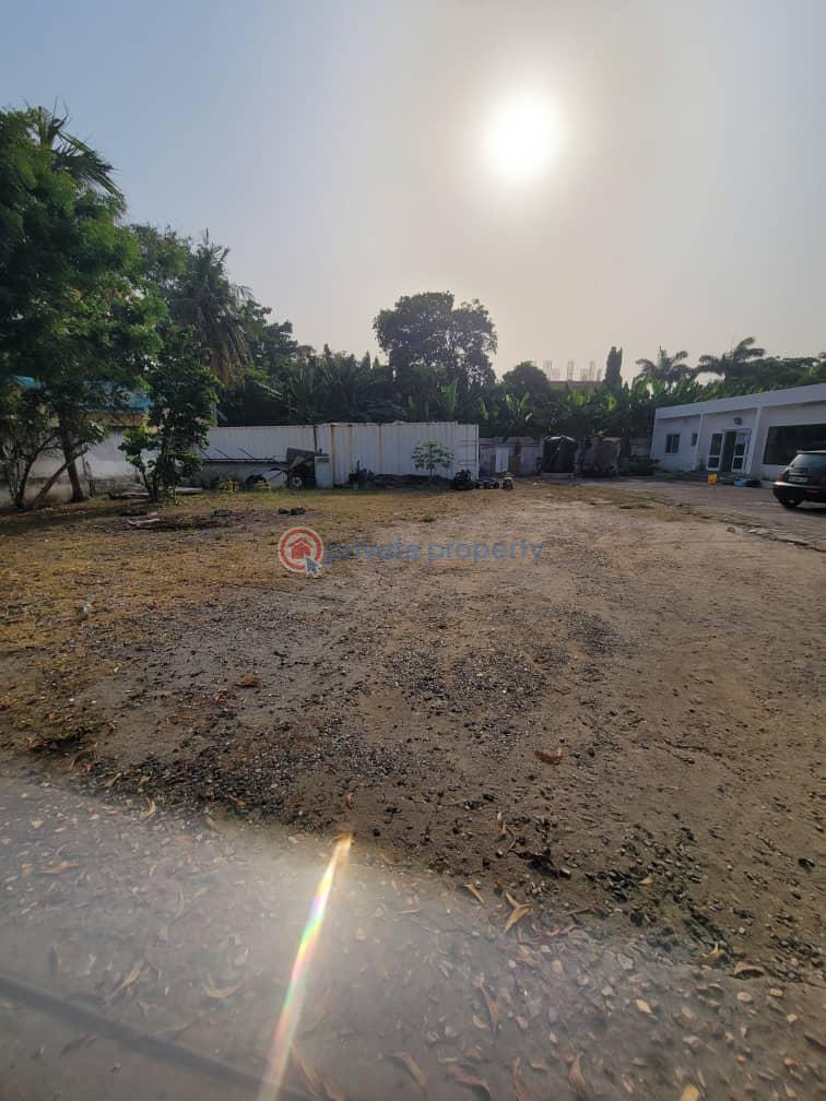 Land For Sale Cantonments Accra - 0