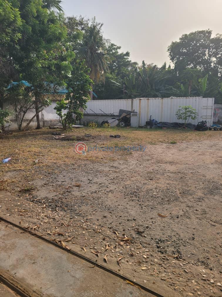 Land For Sale Cantonments Accra - 2