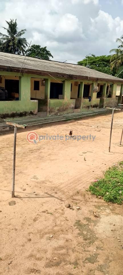 6 bedroom House For Sale Ablekuma Pentecost Accra Metropolitan  - 0