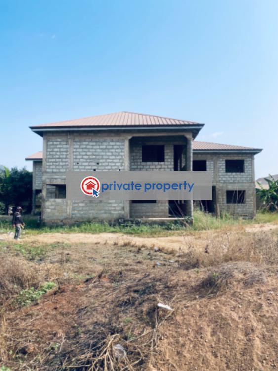 10 bedroom Block of Flats For Sale &nbsp;jerusalem Near Mataheko Terazo House Community 25 Tema Accra - 3