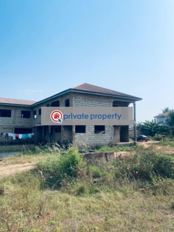 10 bedroom Block of Flats For Sale &nbsp;jerusalem Near Mataheko Terazo House Community 25 Tema Accra - 4