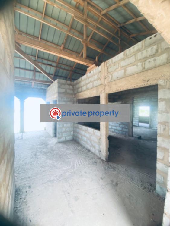 10 bedroom Block of Flats For Sale &nbsp;jerusalem Near Mataheko Terazo House Community 25 Tema Accra - 10