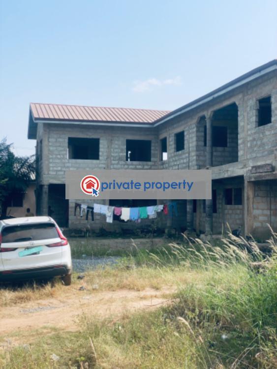 10 bedroom Block of Flats For Sale &nbsp;jerusalem Near Mataheko Terazo House Community 25 Tema Accra - 7