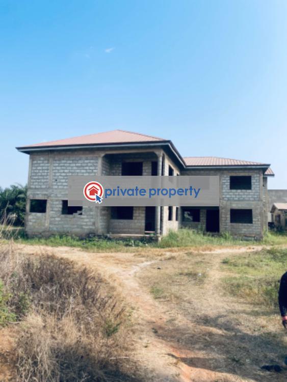 10 bedroom Block of Flats For Sale &nbsp;jerusalem Near Mataheko Terazo House Community 25 Tema Accra - 8