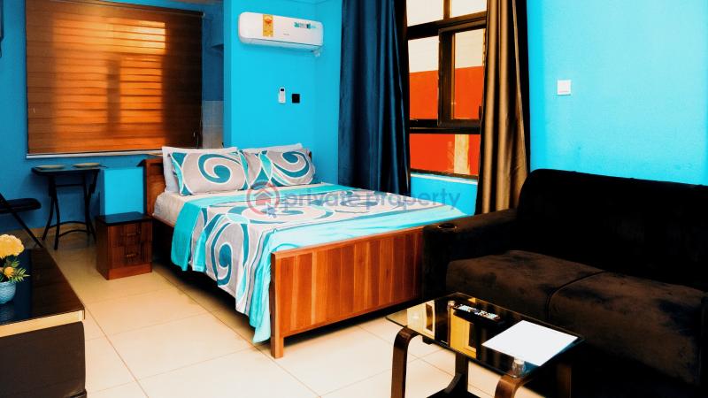 10 bedroom Apartment For Rent Owoo Plastic Street Dome Ga East Municipal Accra - 1