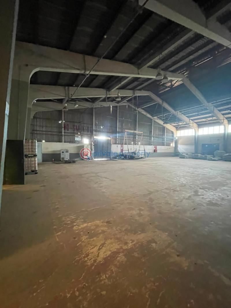 Warehouse For Sale Industrial Area Tema Accra - 3