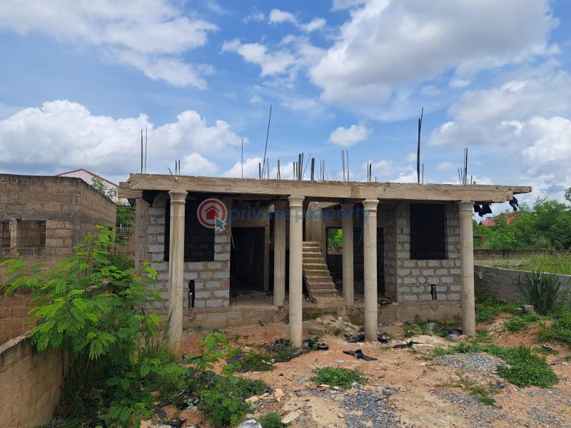 2 bedroom House For Sale Akuapim North Eastern Region - 2