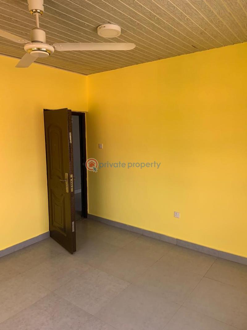3 bedroom House For Rent Inside Shell Signboard Spintex Accra - 4