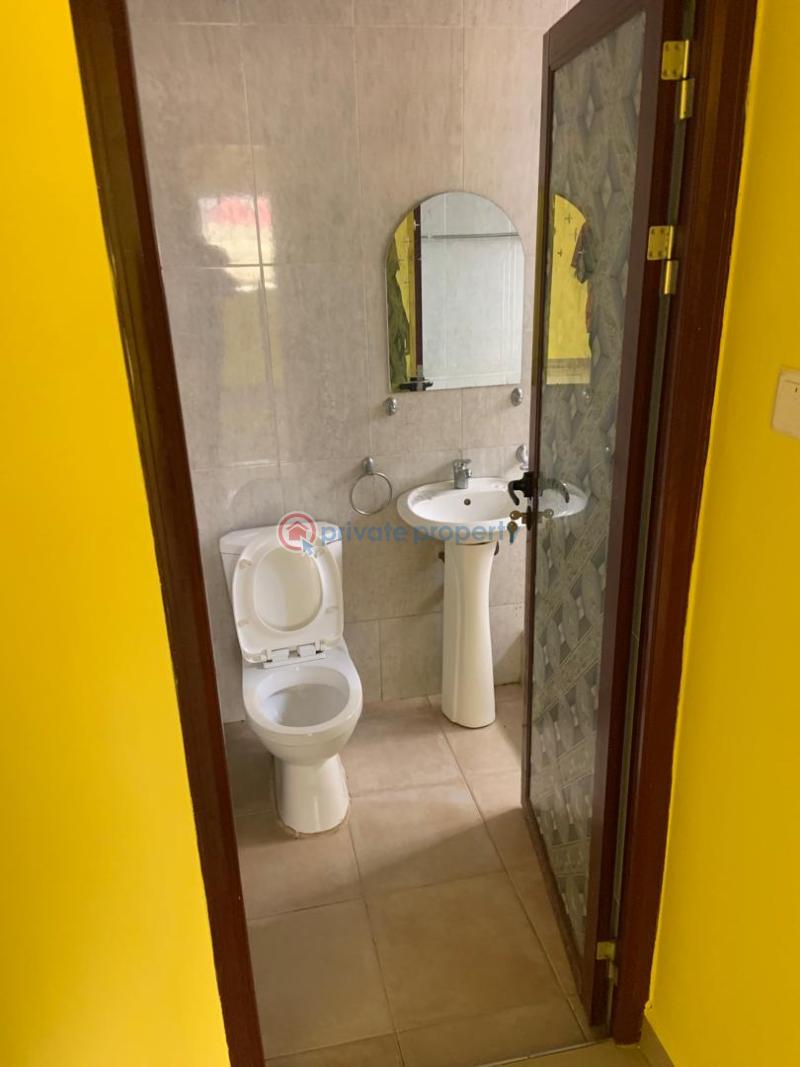 3 bedroom House For Rent Inside Shell Signboard Spintex Accra - 1