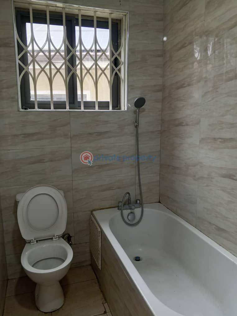 3 bedroom Apartment For Rent Tesano Accra - 8