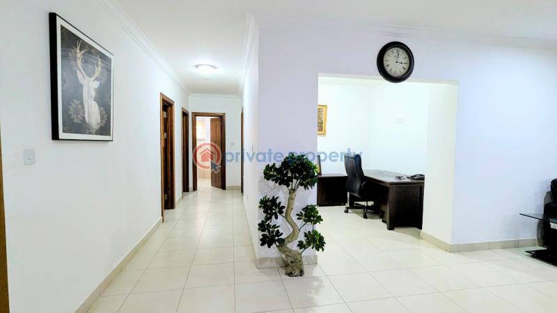 3 bedroom Apartment For Sale Airport Residential Area Accra - 3