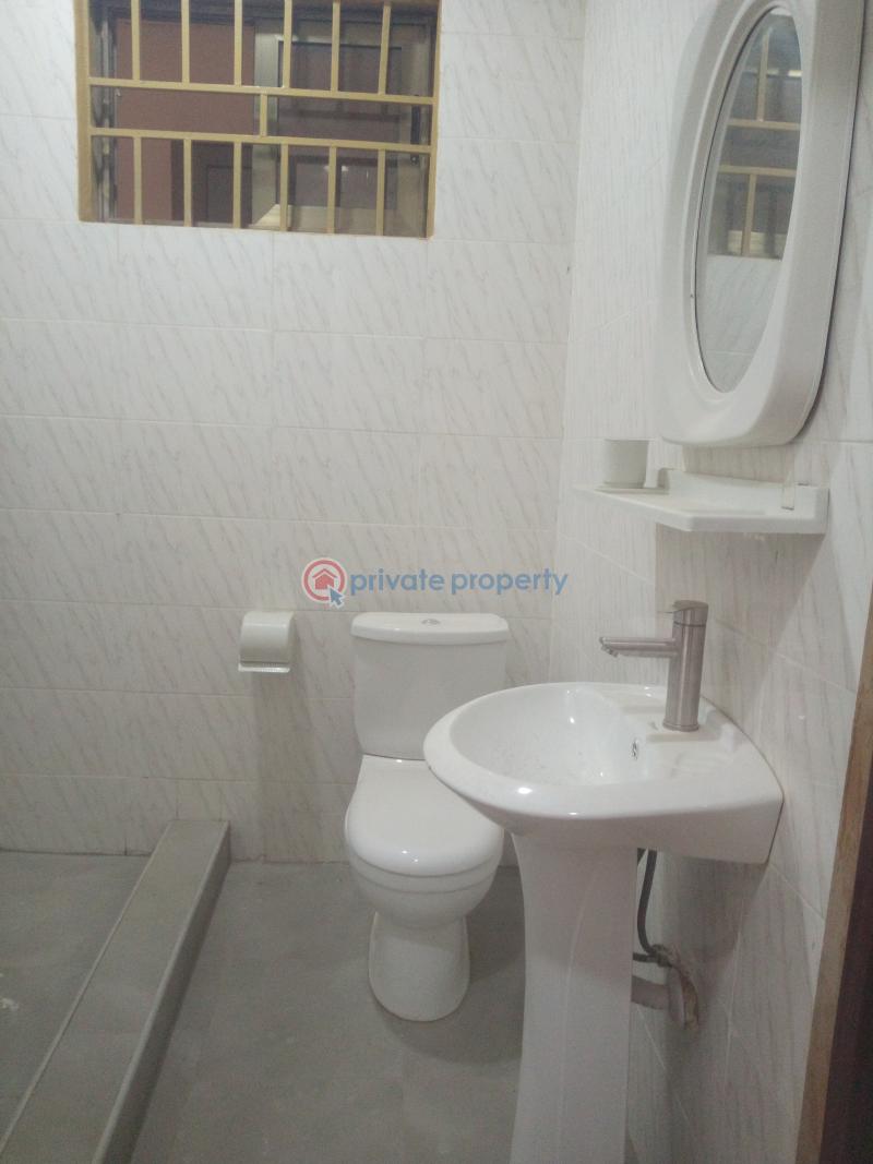 3 bedroom Apartment For Rent Near Coastal Spintex Accra - 1