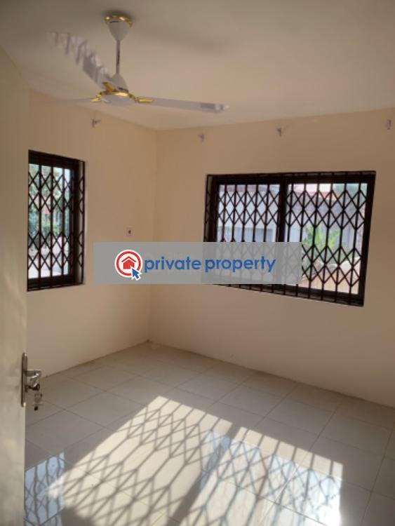 3 bedroom Semi detached Bungalow For Sale &nbsp;estate Oyarifa La Nkwantanang Madina Municipal Accra - 10