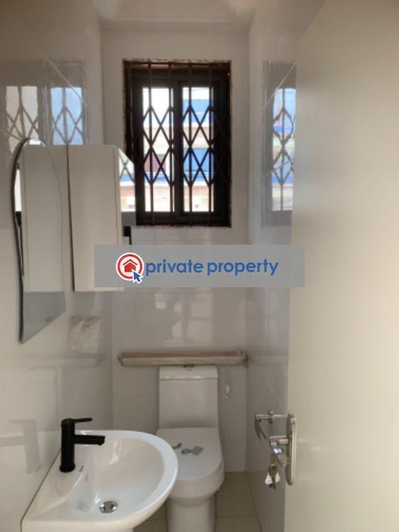 3 bedroom Semi detached Bungalow For Sale &nbsp;estate Oyarifa La Nkwantanang Madina Municipal Accra - 6