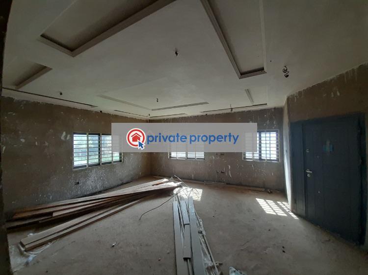 7 bedroom Terraced Duplex For Sale &nbsp;lakes Side Estates Adenta Municipal Accra - 4