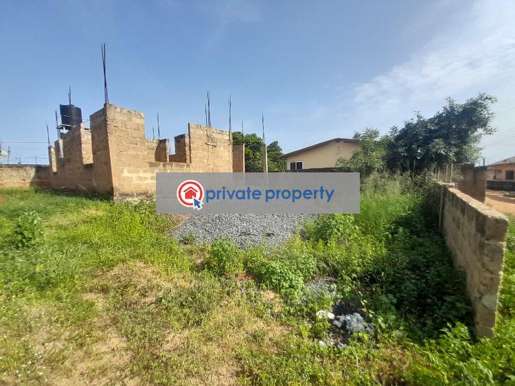 7 bedroom Terraced Duplex For Sale &nbsp;lakes Side Estates Adenta Municipal Accra - 2