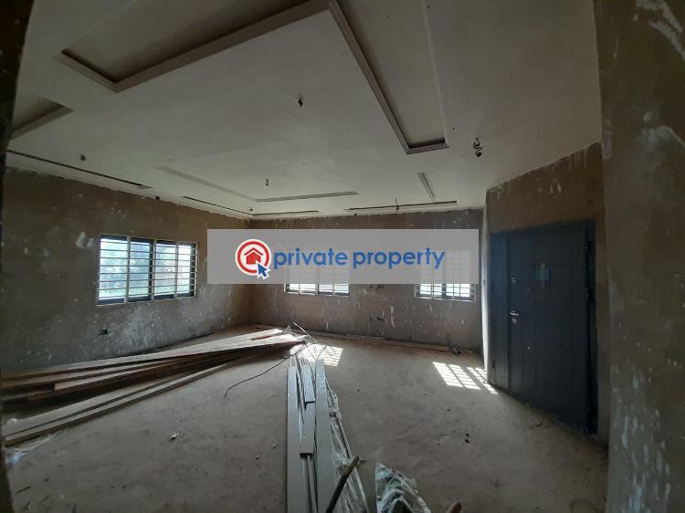 7 bedroom Terraced Duplex For Sale &nbsp;lakes Side Estates Adenta Municipal Accra - 7