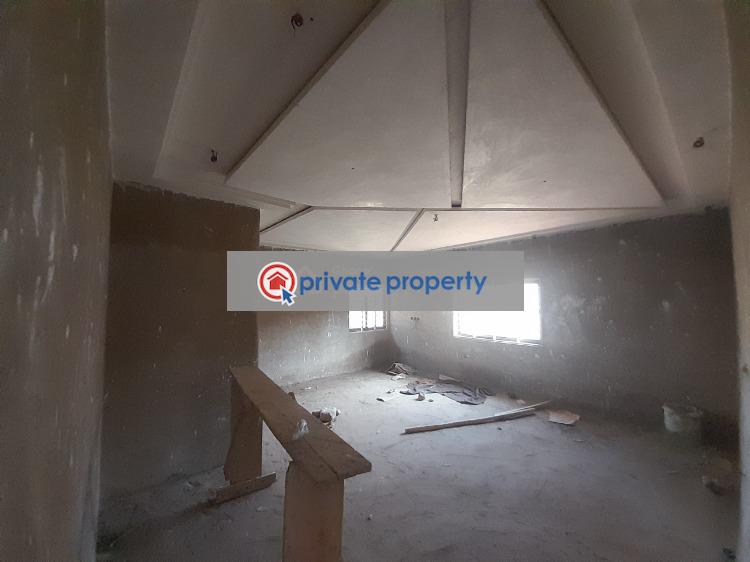 7 bedroom Terraced Duplex For Sale &nbsp;lakes Side Estates Adenta Municipal Accra - 5