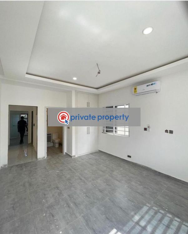 3 bedroom Detached Bungalow For Sale Spintex Accra - 6