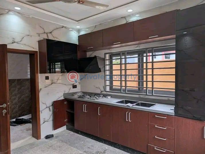 3 bedroom House For Rent Asylum Down Accra - 3