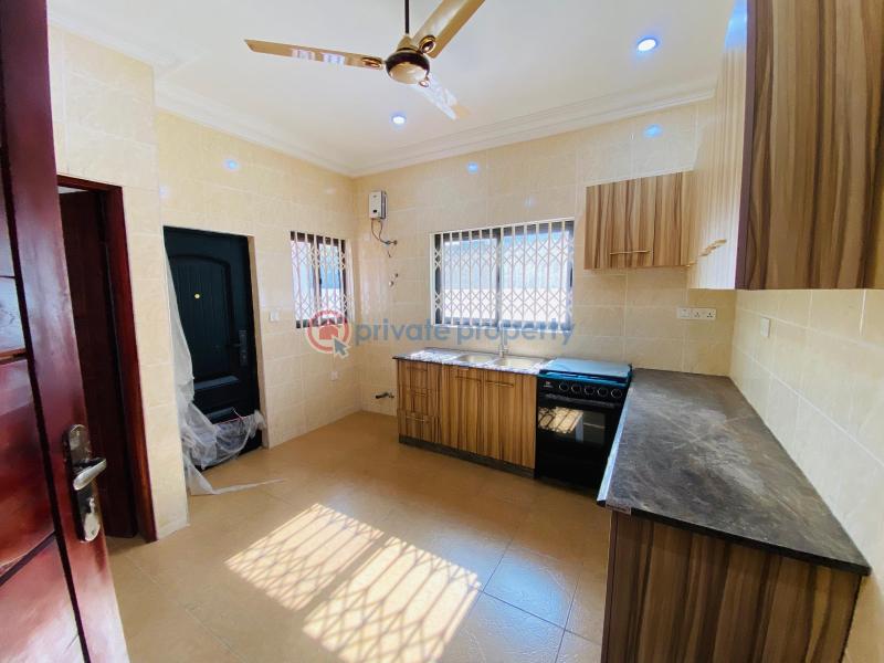 3 bedroom Detached Bungalow For Sale Community 17 Lashibi Spintex Accra - 6