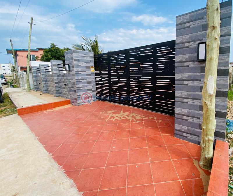 3 bedroom Detached Bungalow For Sale Community 17 Lashibi Spintex Accra - 10