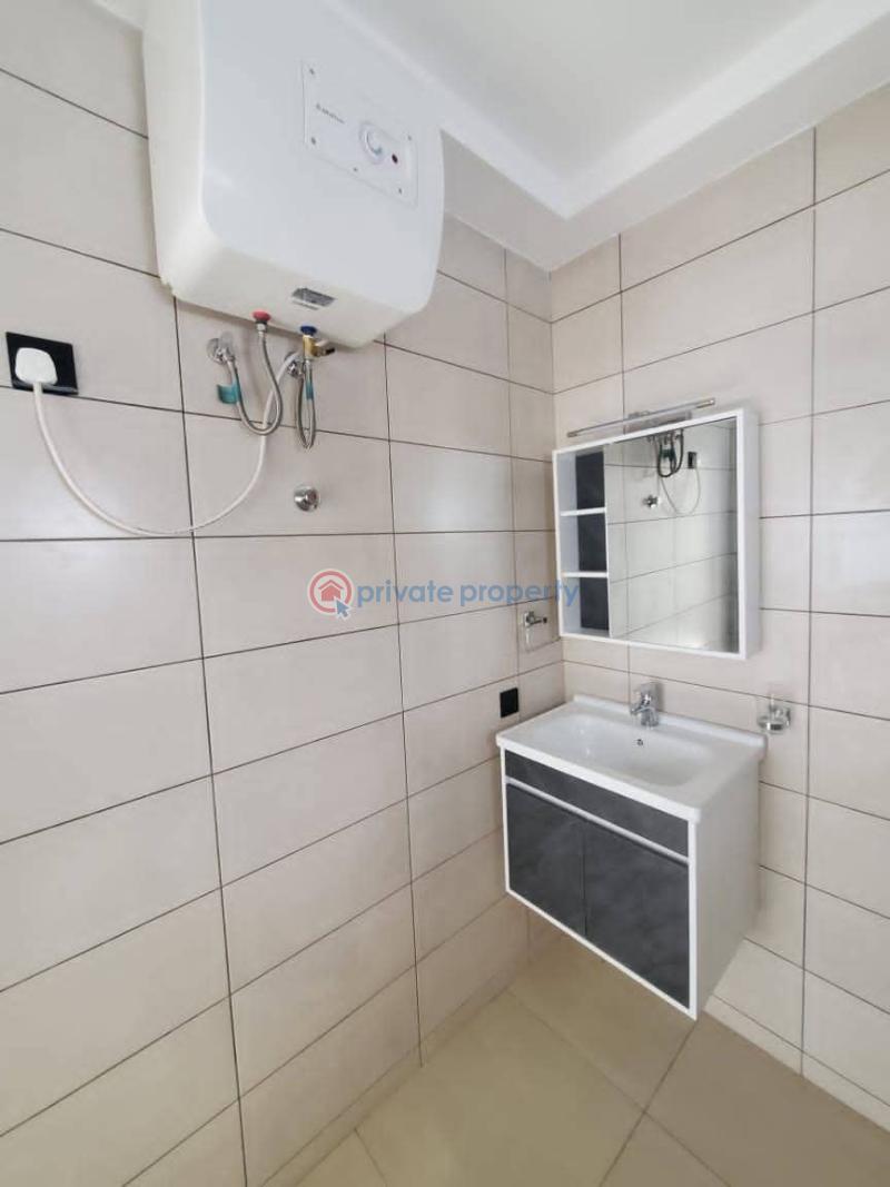 3 bedroom House For Rent Manet Area Spintex Accra - 8