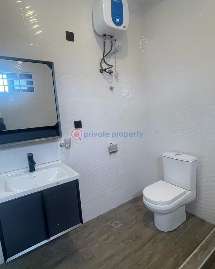 3 bedroom House For Sale Community 18 Road Spintex Road Accra - 5