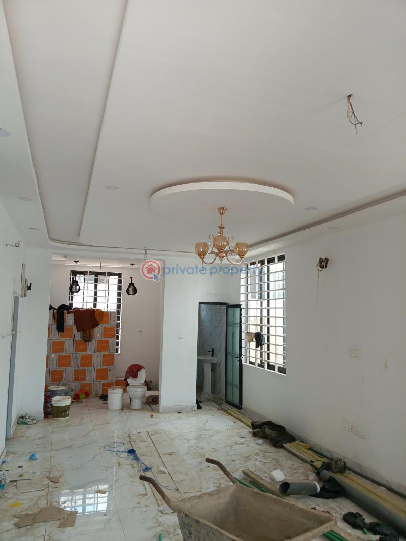 3 bedroom House For Sale Collins Duada Comm 18 Spintex Accra - 2