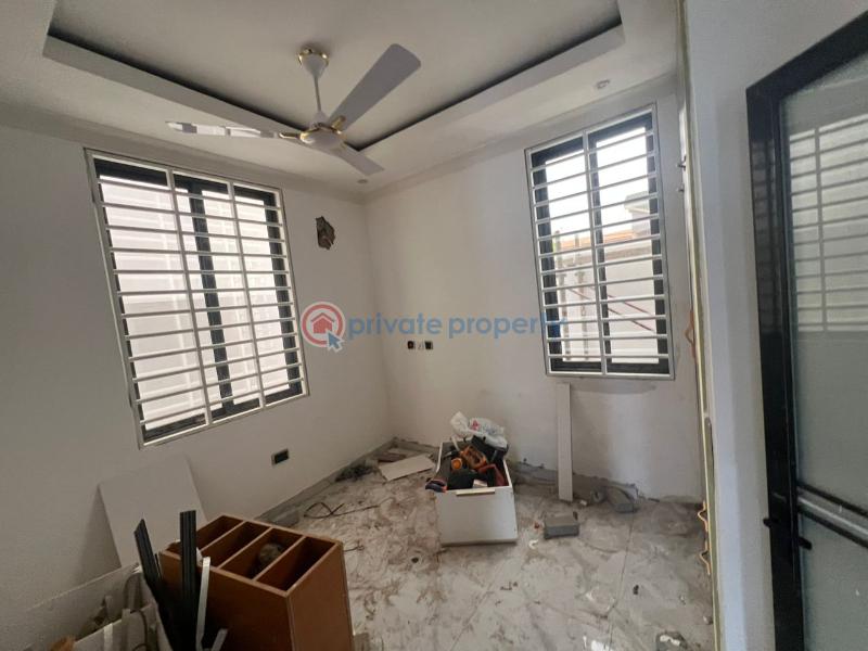 3 bedroom House For Sale Near Hfc Estate Comm 18 Spintex Accra - 3