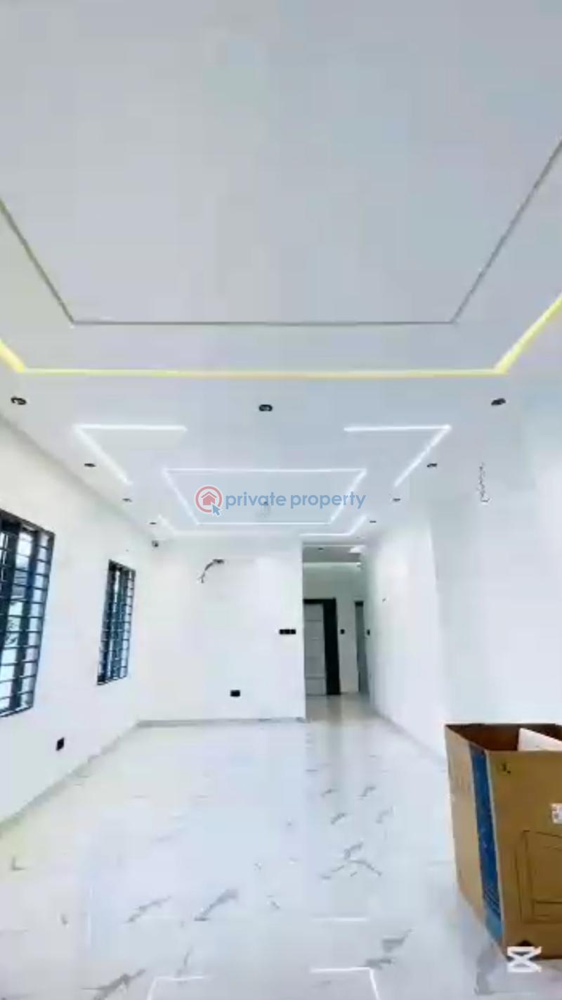 3 bedroom Detached Duplex For Sale Lakeside Estates. Adenta Municipal Accra - 2