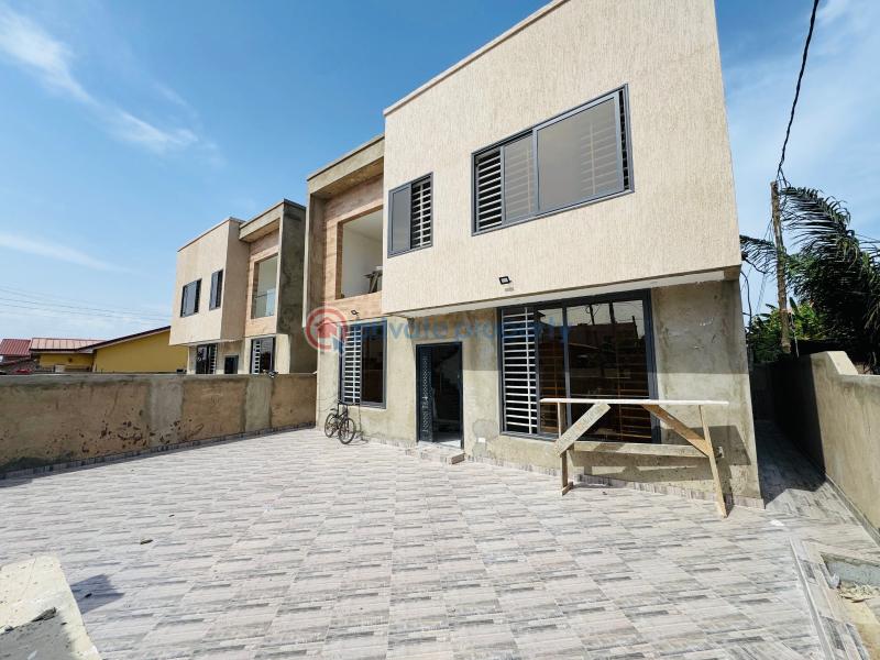 3 bedroom House For Sale Baatsonaa Totalal Baatsonaa Spintex Accra - 1