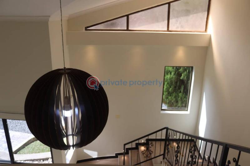 3 bedroom Townhouse For Rent Airport Residential Area Accra - 2