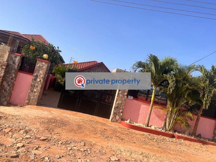 3 bedroom Detached Bungalow For Sale &nbsp;estate Amasaman Ga West Municipal Accra - 1