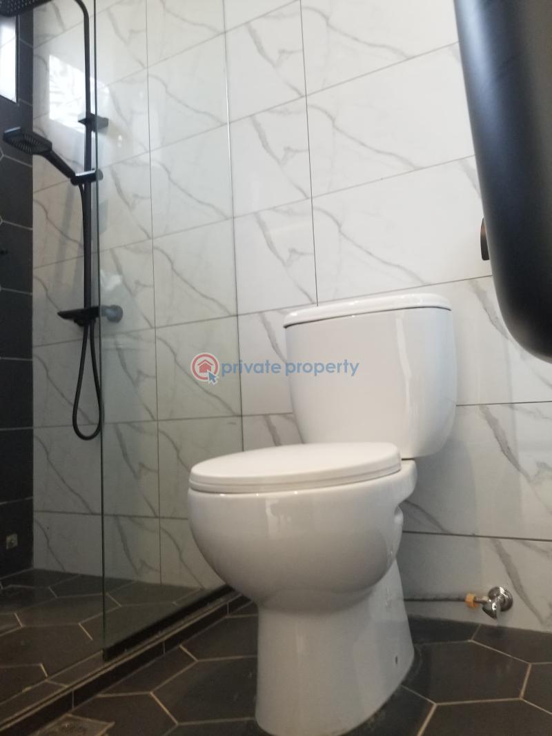 3 bedroom House For Sale School Junction Adjiringanor East Legon Accra - 18