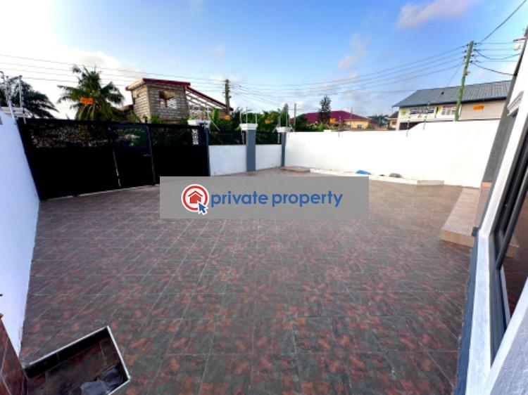 3 bedroom Detached Bungalow For Sale Spintex Accra - 1