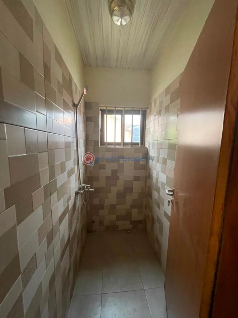 3 bedroom House For Sale Near Tema International School Community 22 Tema Accra - 10