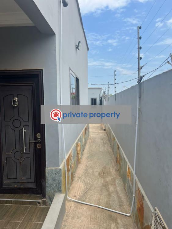 3 bedroom Townhouse For Sale &nbsp;tema Community 26 Near Affordable Housing Tema Accra - 3
