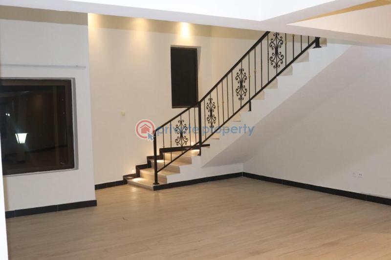 3 bedroom Townhouse For Rent Airport Residential Area Accra - 0