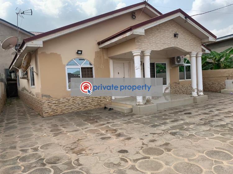 3 bedroom House For Sale &nbsp;tempo Estate Baatsonaa Spintex Accra - 2