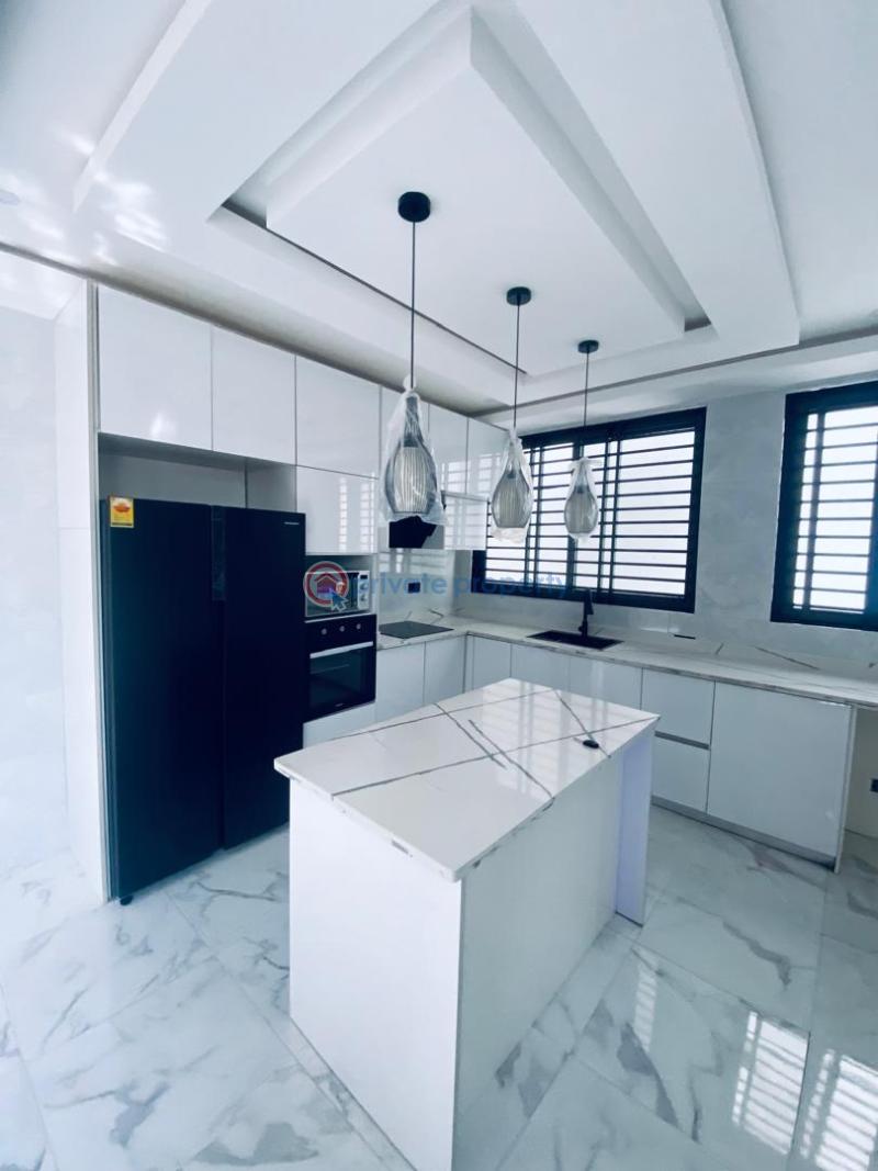 3 bedroom Townhouse For Rent Tantra Hills Near Lancaster University Close To The Achimota Mall Accra - 3