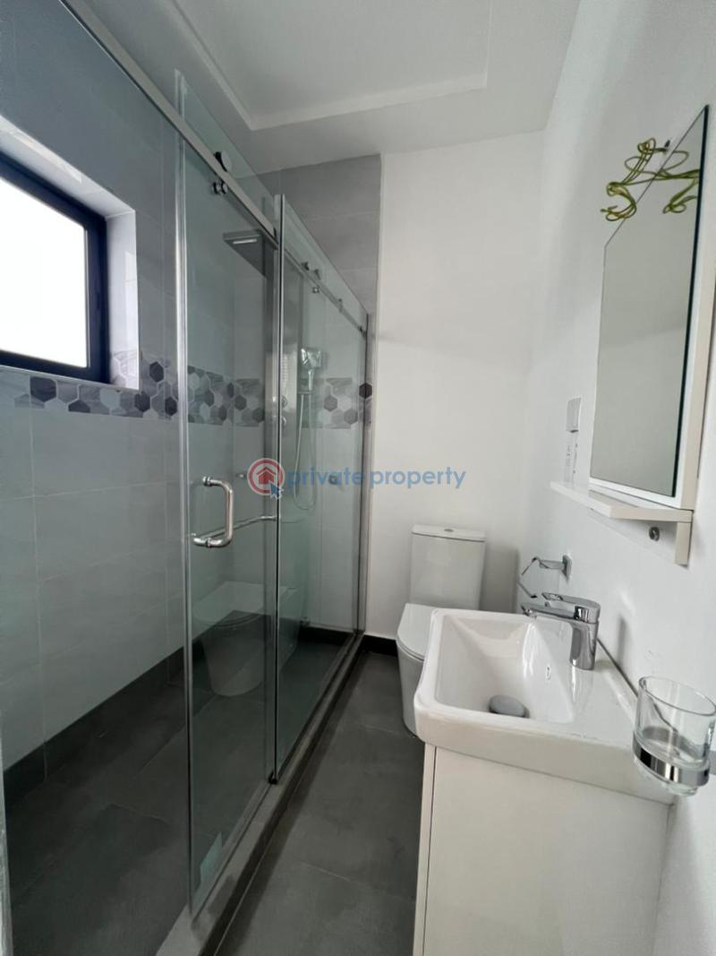 3 bedroom Detached Duplex For Sale Oyarifa La Nkwantanang Madina Municipal Accra - 5