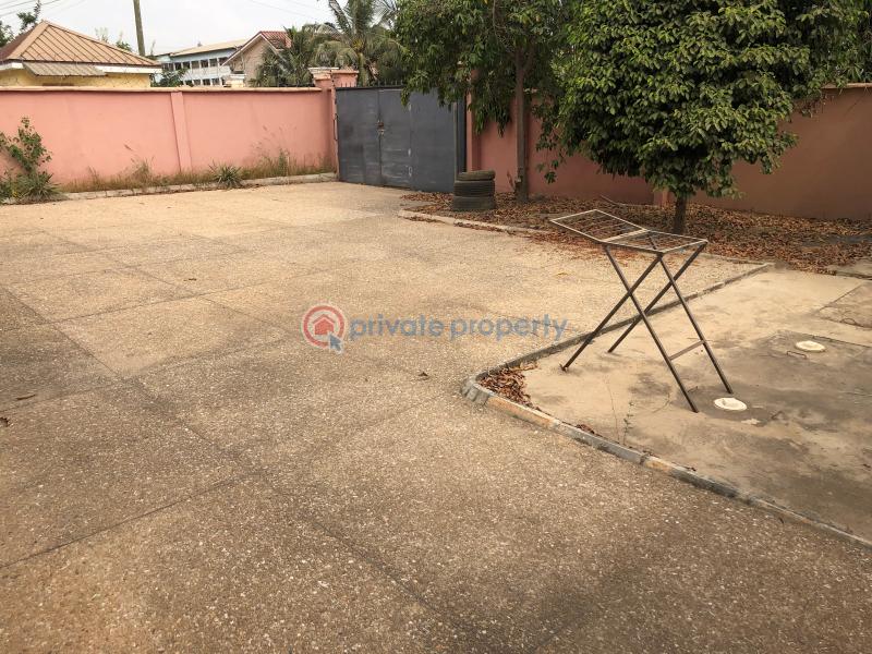 3 bedroom Detached Bungalow For Sale Amrahia Adenta Municipal Accra - 1
