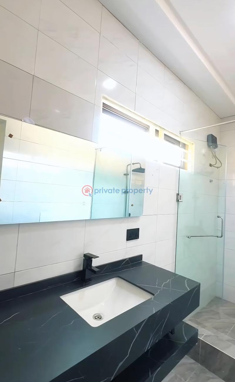 3 bedroom House For Sale Lakeside Accra Metropolitan  - 11